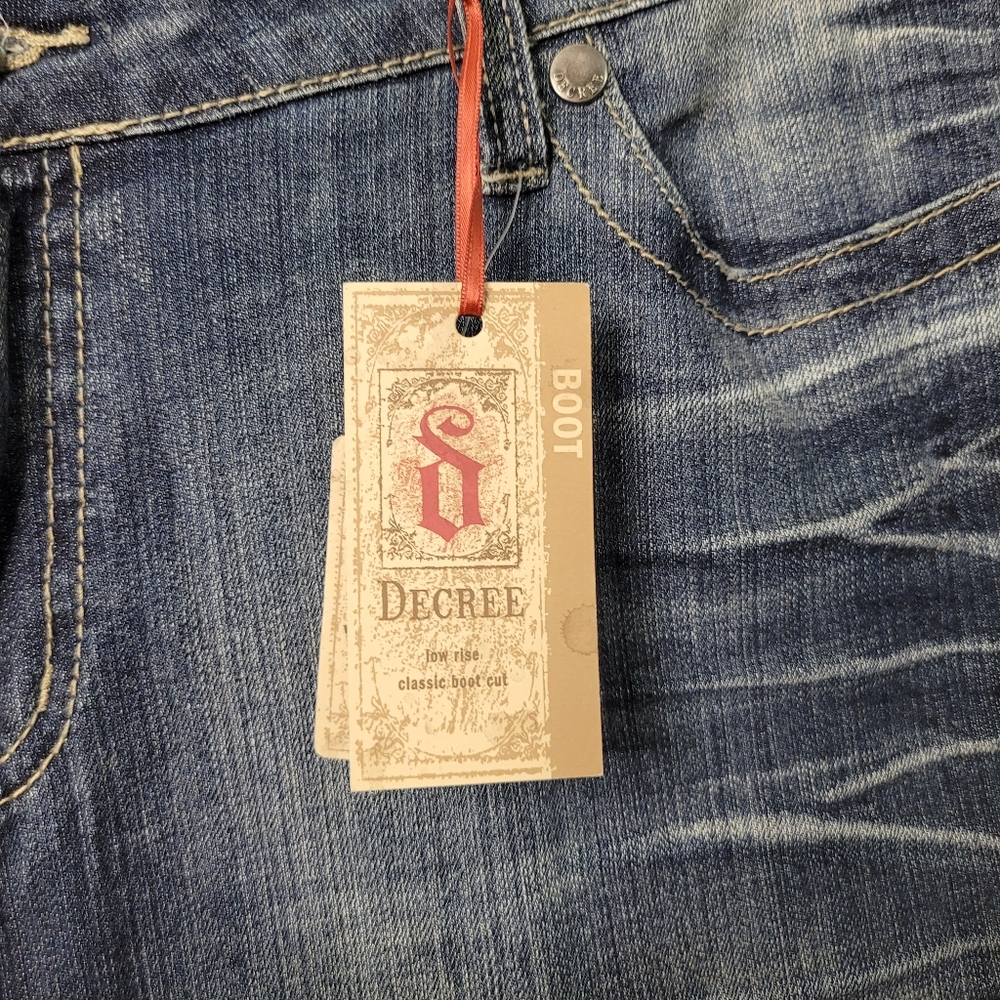 Jeans - Picture 8 of 9